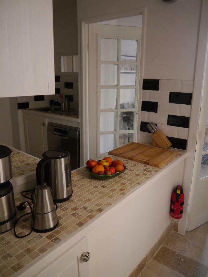 Aux 4 Fontaines Appartement Narbonne Buitenkant foto