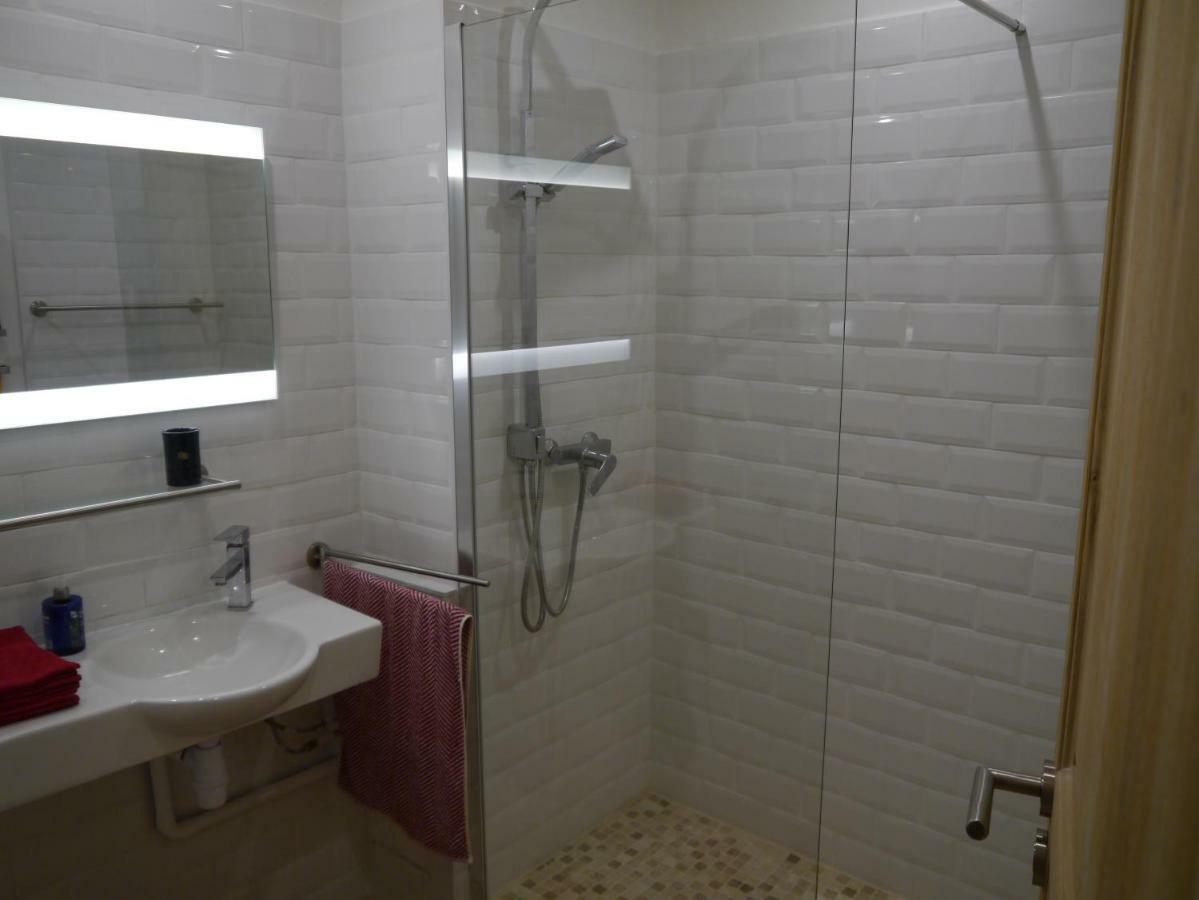 Aux 4 Fontaines Appartement Narbonne Buitenkant foto